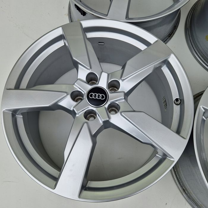 Audi TT A3 S3 A6 C6 Q2 5X112 19'' ET52