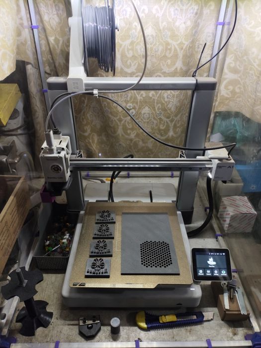 Продам Bambu Lab A1