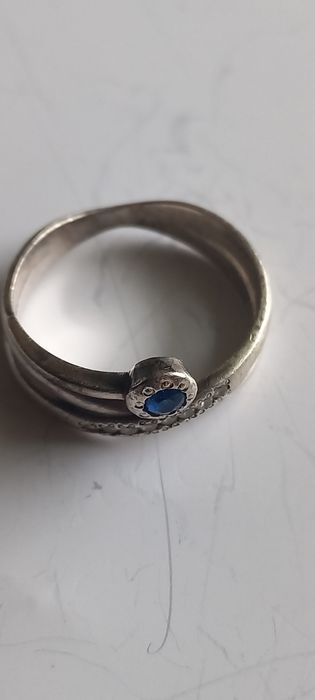 Серебряное кольцо