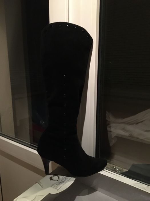 Сапоги. Козаки високі. 38, 38,5. Демісез. Натур. замш.