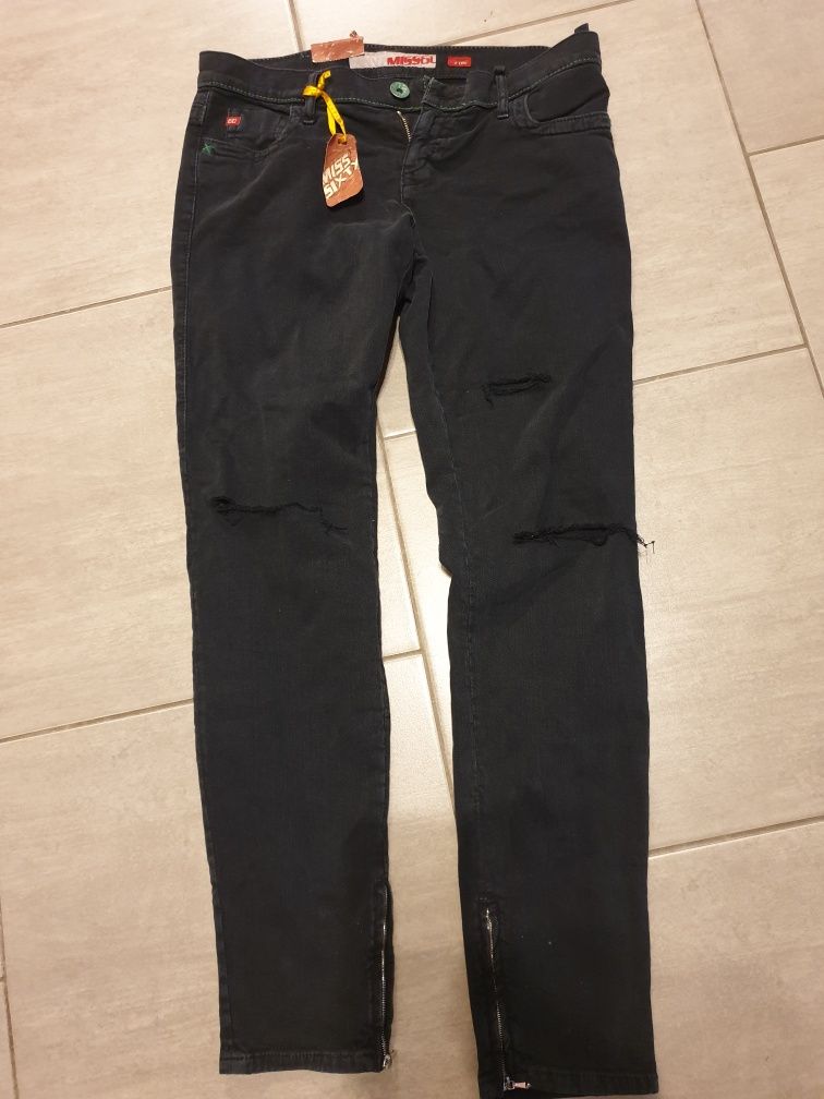 Nowiutkie spodnie jeansy Miss Sixty z metkami