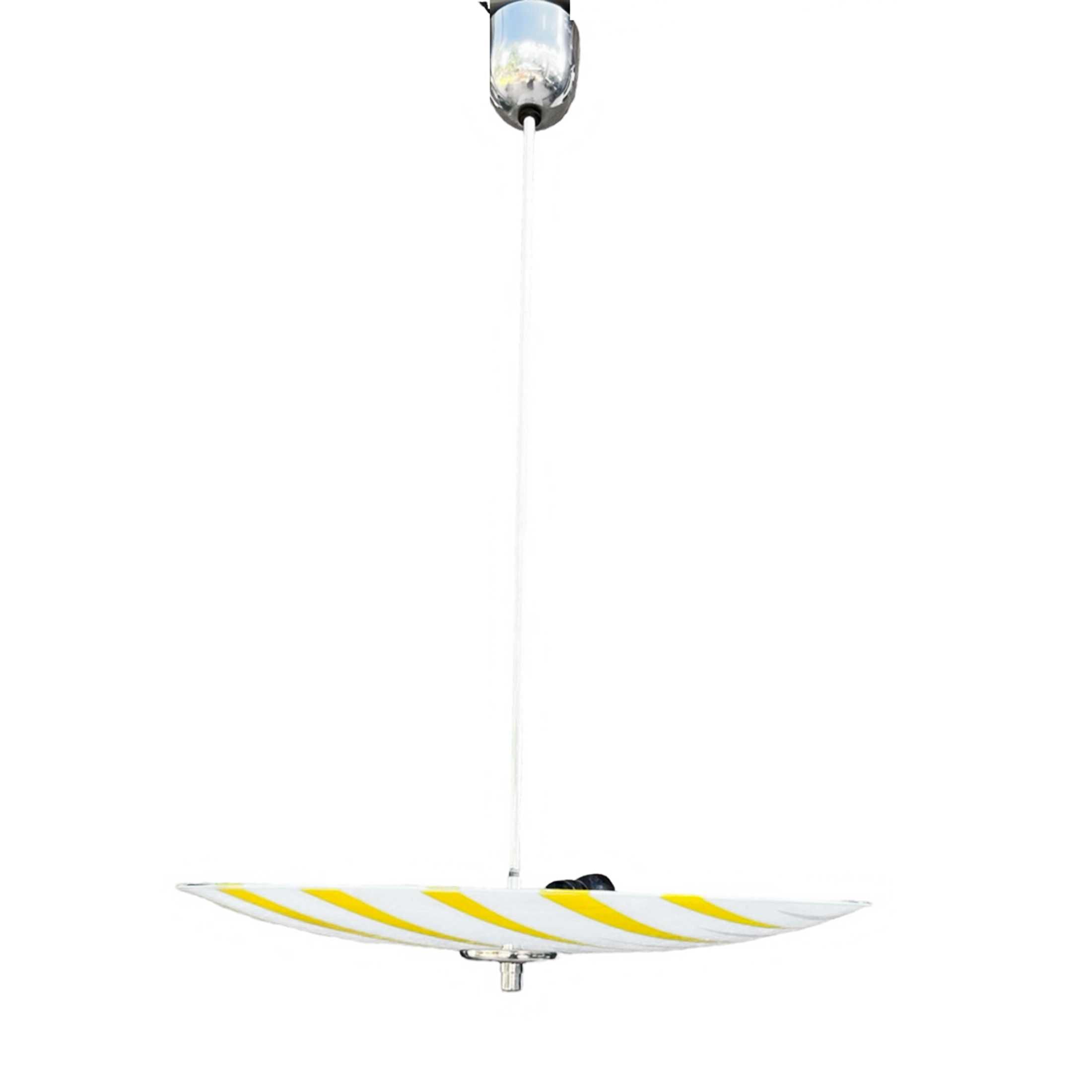 Lampa sufitowa w stylu Brusel Napako Czechosłowacja lata 60.