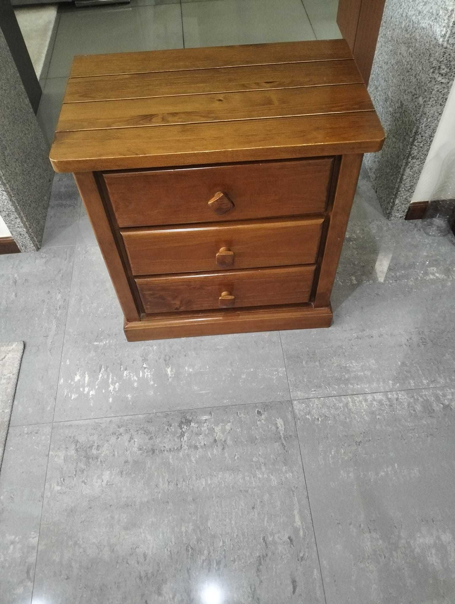 mesinhas de cabeceira