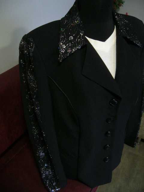 Костюм брючний жіночий ювілейний