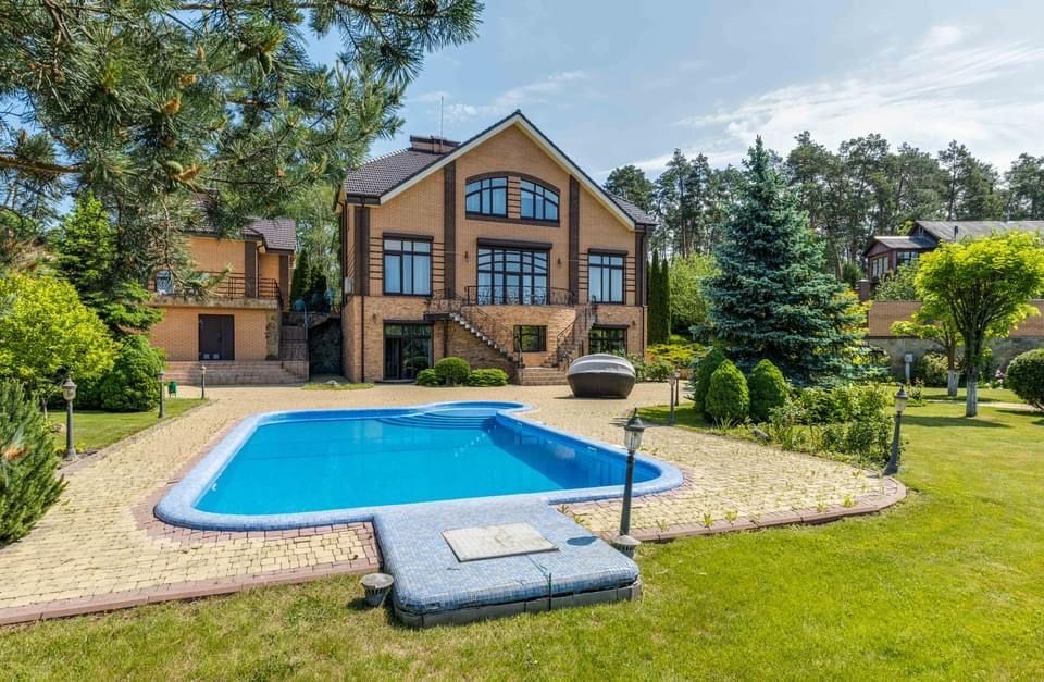 Продаж будинку, пгт. Гостомель, КМ Канадське село, озеро, басейн
