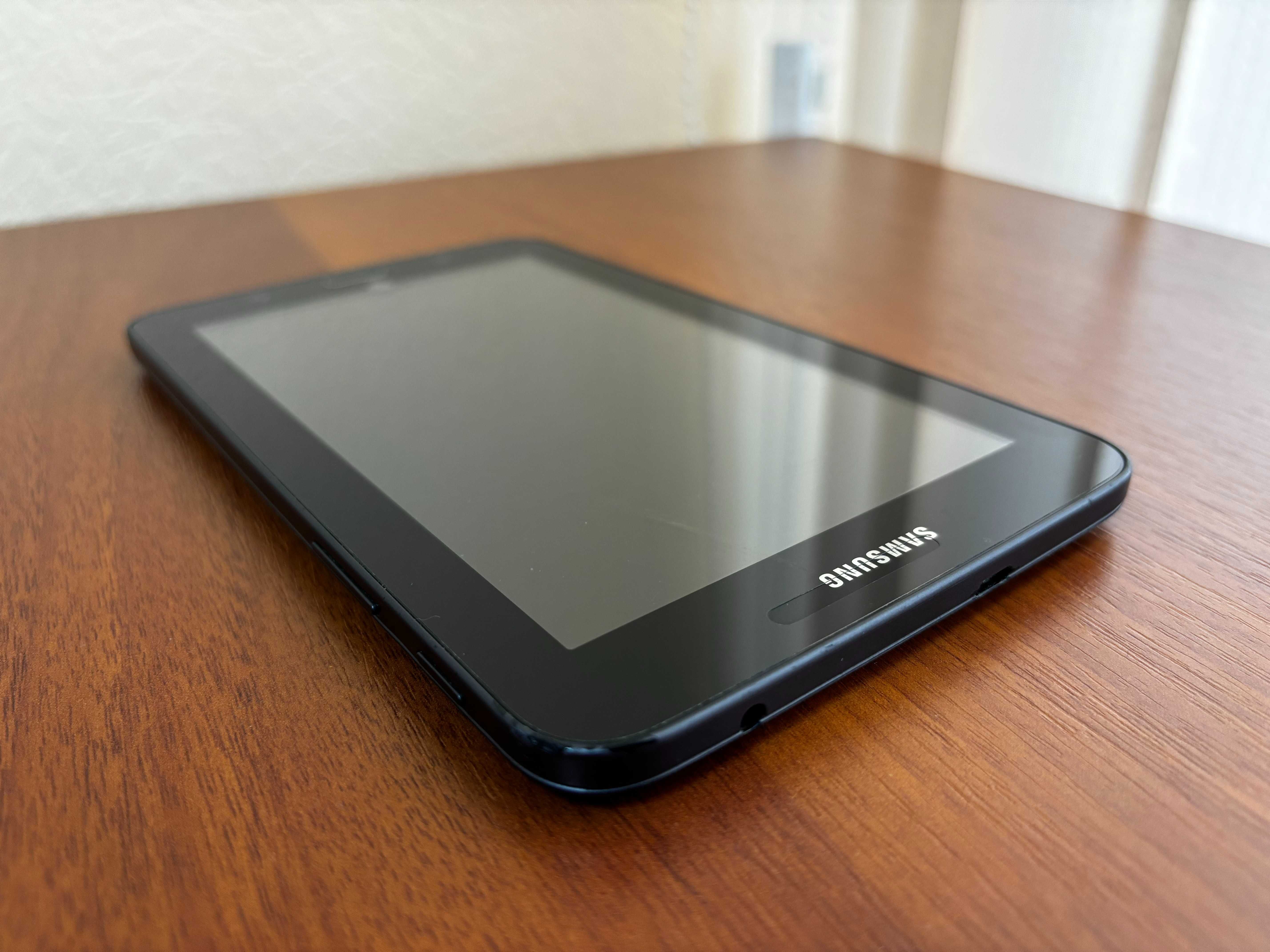 Планшет Samsung Galaxy Tab 3 Lite SM-T110 8gb