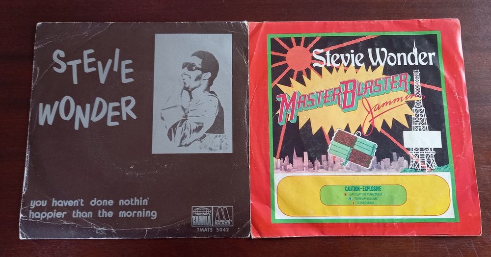 Stevie Wonder - Master Blaster e + outro single de 1972  Disco Motown