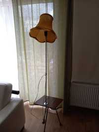 Lampa stojąca z gazetownikiem PRL