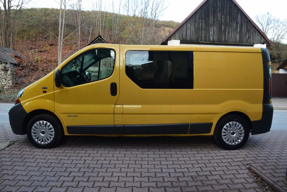 Renault TRAFIC 1.9 DTI 101.KM 6-Osobowy LONG 6-biegów Klima Vivaro