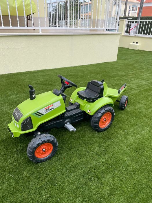 Trator FALK Claas Arion 410 + Reboque