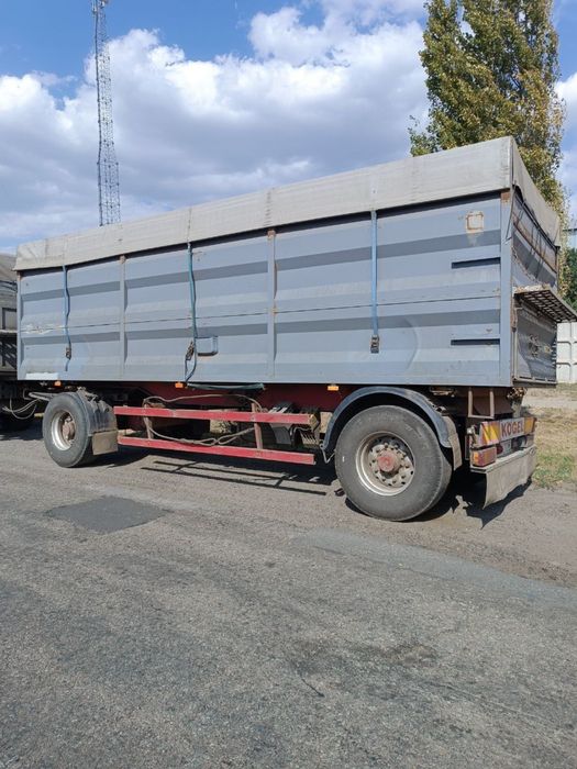 Спеціалізований грузовий причіп