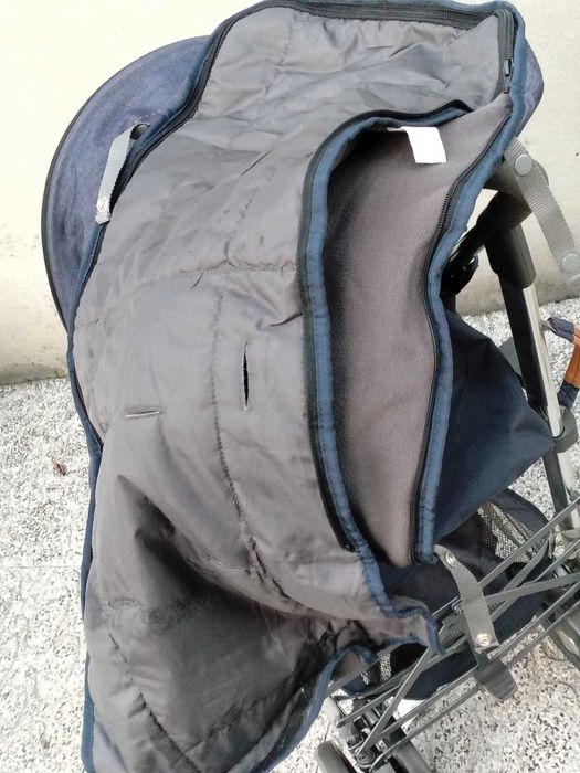 Só hoje 15€ Carrinho de bebe Chicco em inox