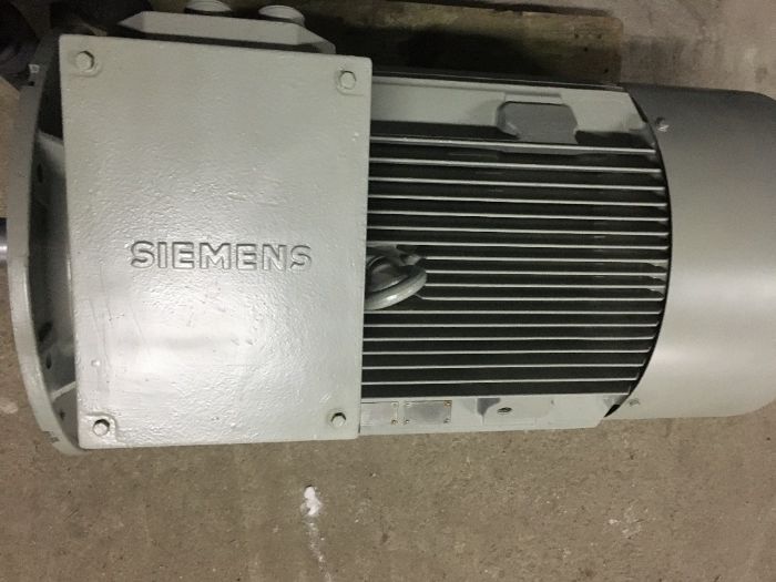 Silnik elektryczny 160 kW 1475 obr/min SIEMENS