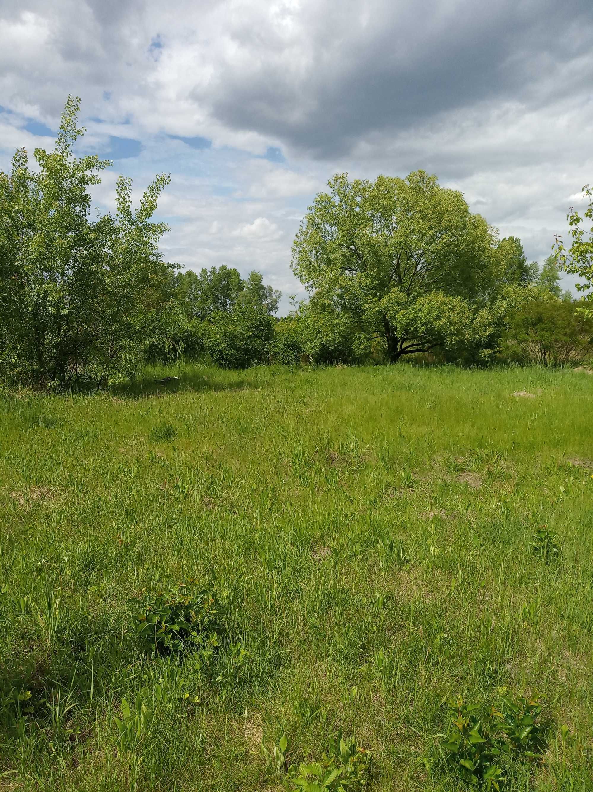 Продаю земельну ділянку під забудову в Деснянському районі, Троєщина.