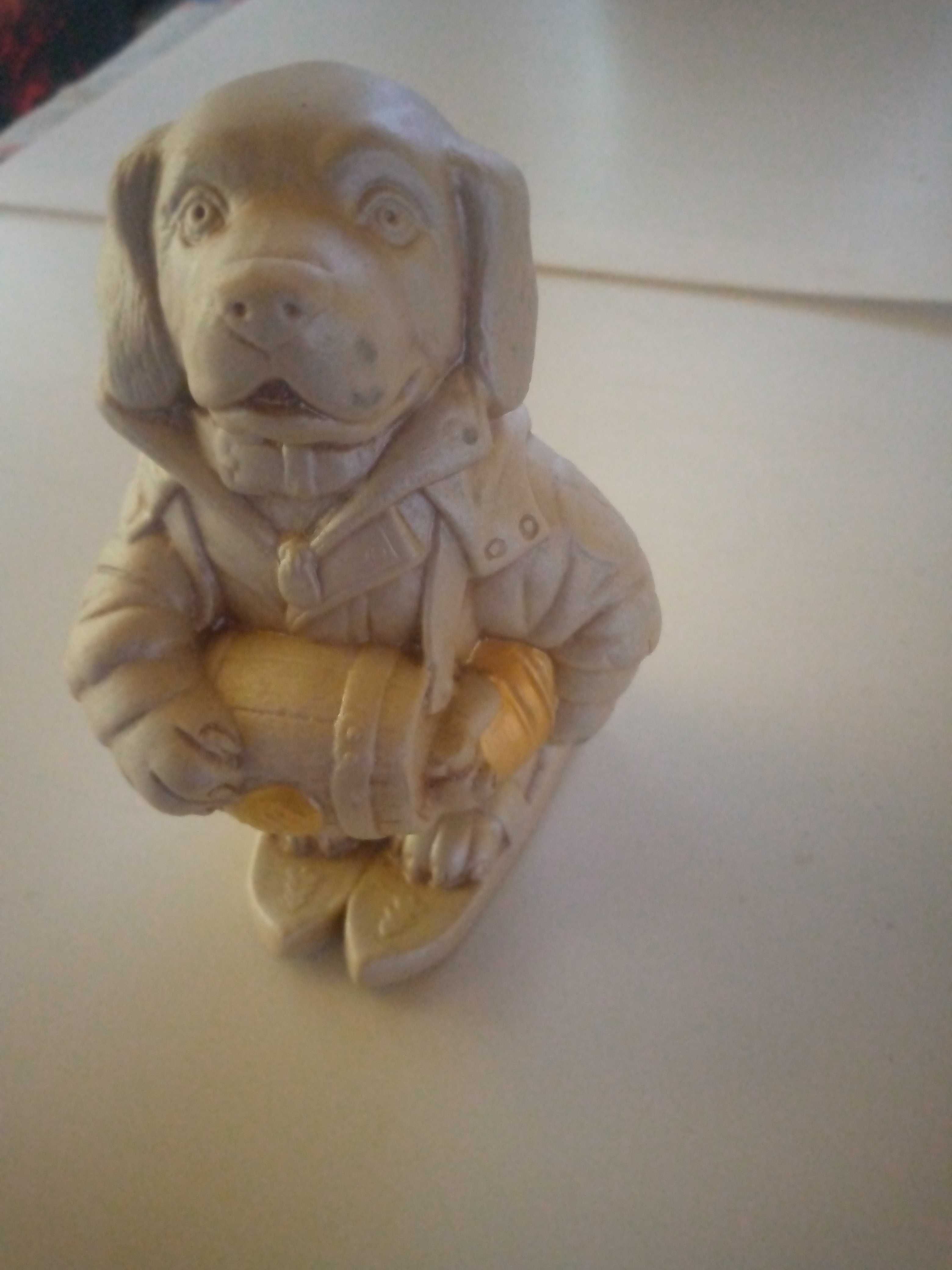 Статуетка скульптура собака