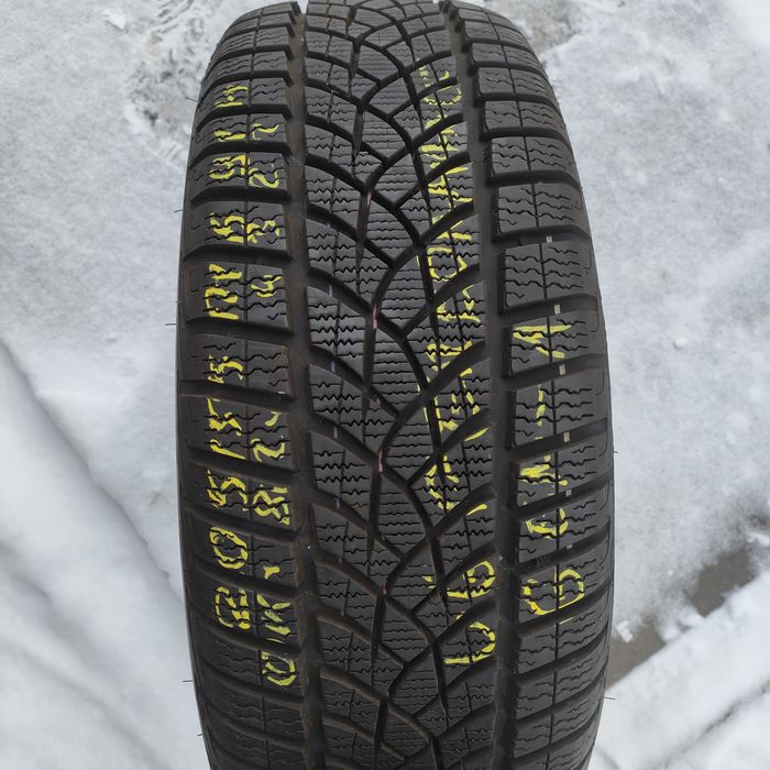 1x Goodyear ultra Grip Performance Gen-1 205/55R16 91H 1 sztuka zimowa