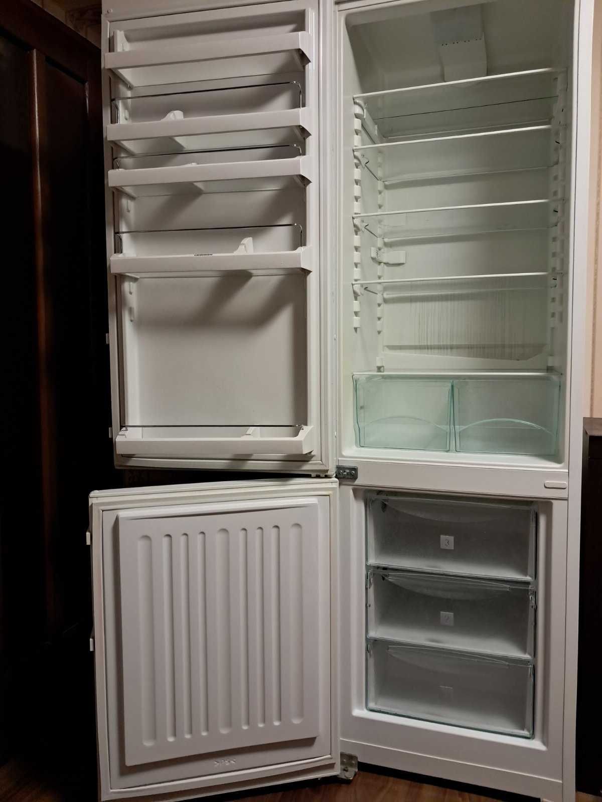 Холодильник Liebherr CU 4023 з морозильною камерою