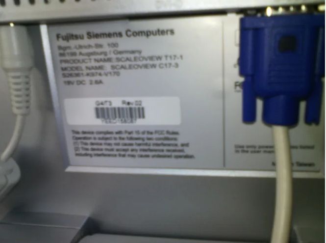 Монітор Fujitsu Simens Computers