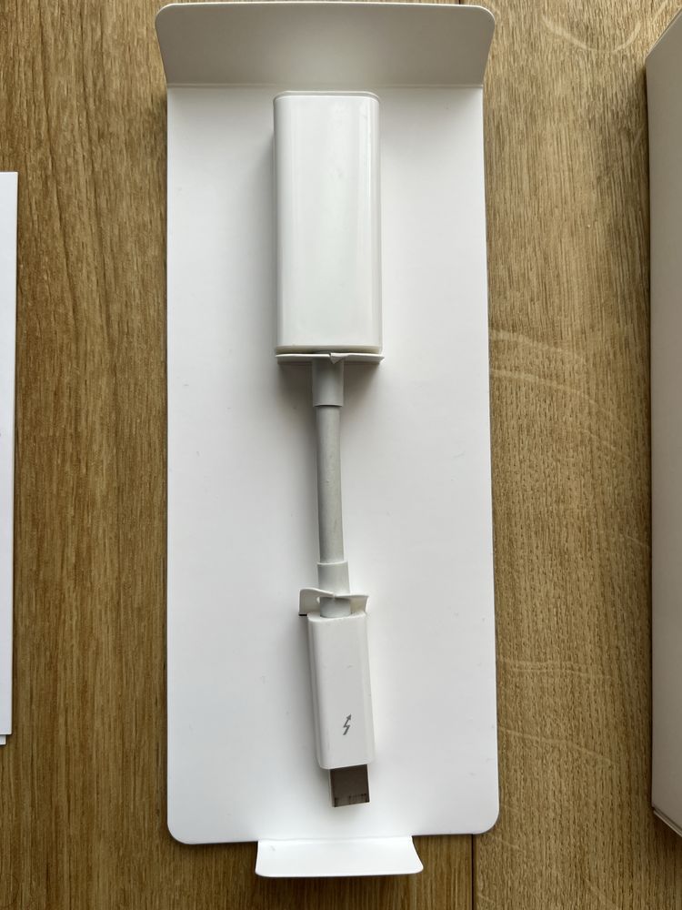 Apple przejściówka z portu thunderbolt na port gigabit ethernet
