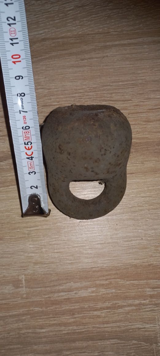 Odważnik stary 820g ze strychu stuletniego domu