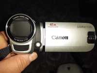 Продам цифровую видеокамеру Canon Legria FS305