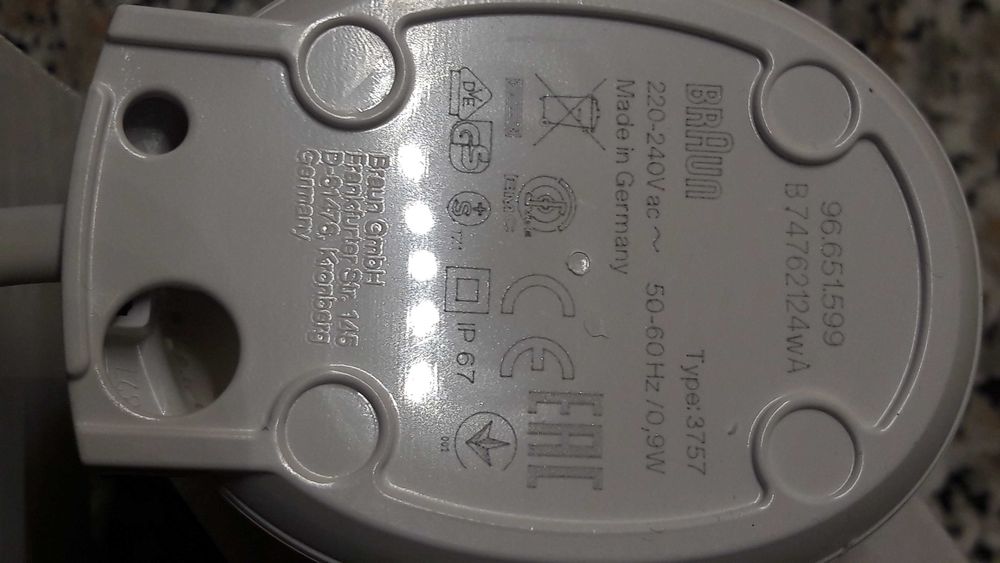 Ładowarka szczoteczki elektrycznej Oral - B PRO 2 2000.