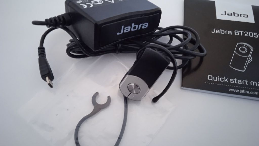 Bluetooth -- гарнитура Jabra BT 2050.