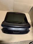 Кришка багажника Audi E-Tron, sportback в колір LZ7S 2020-2024