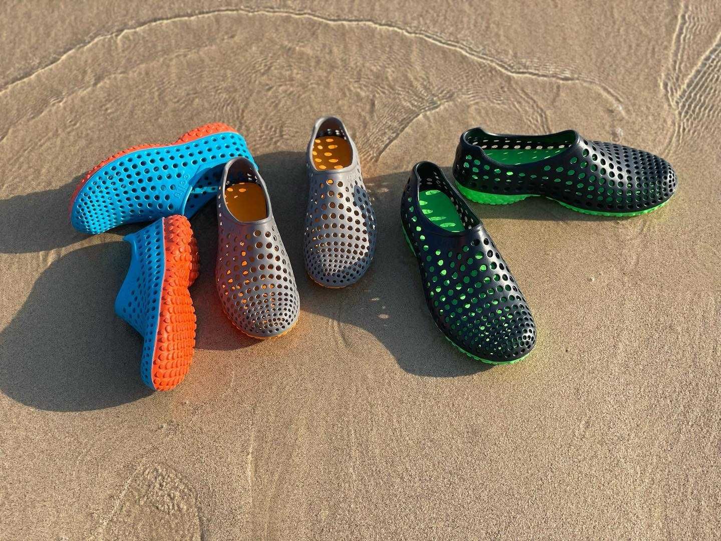 Літні Кросівки Сандалі Японські Crocs з США Є розміри та кольори 40-43