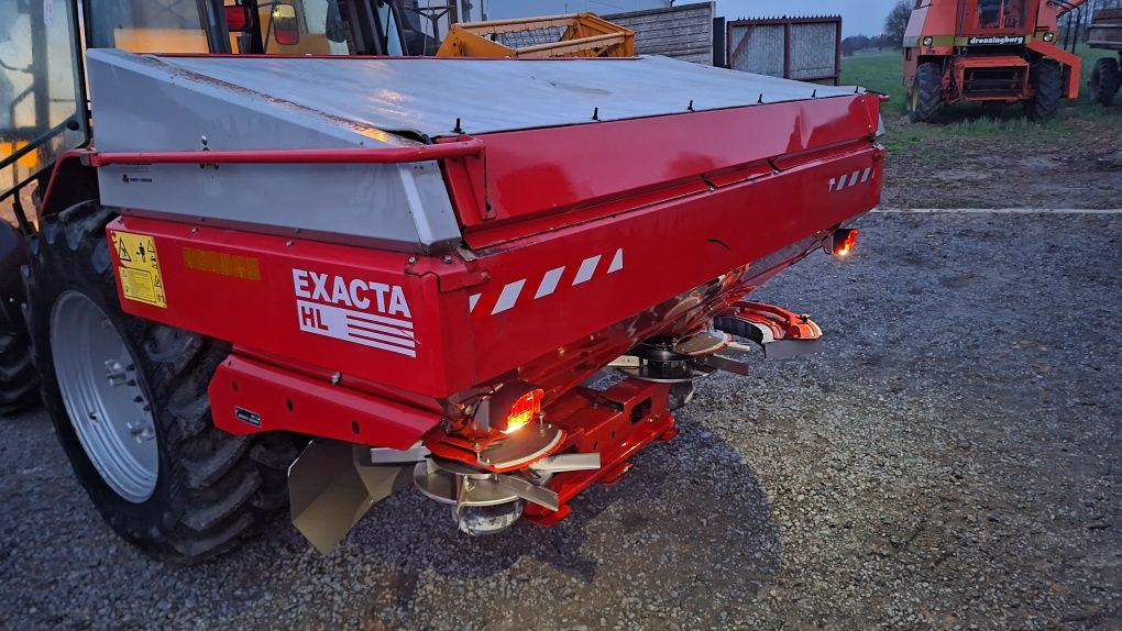 Rozsiewacz nawozu Kverneland Exacta HL Amazone 2500l wysiew do 42m bdb