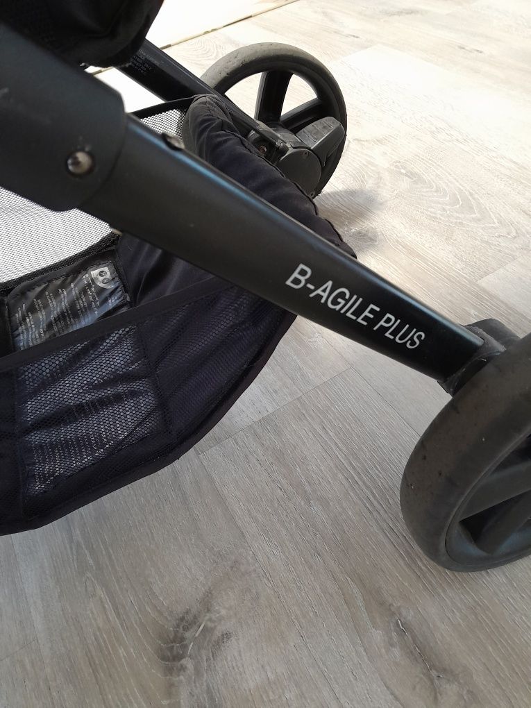 Britax B-Agile Plus коляска прогулка