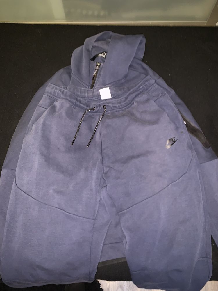 Nike Tech Fleece Navy Blue