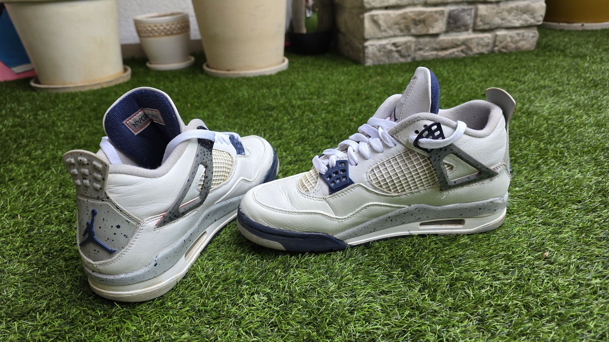 Sprzedam oryginalne buty Jordan 4 Retro
