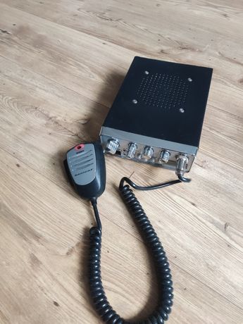Cb radio uniden PC-68XL