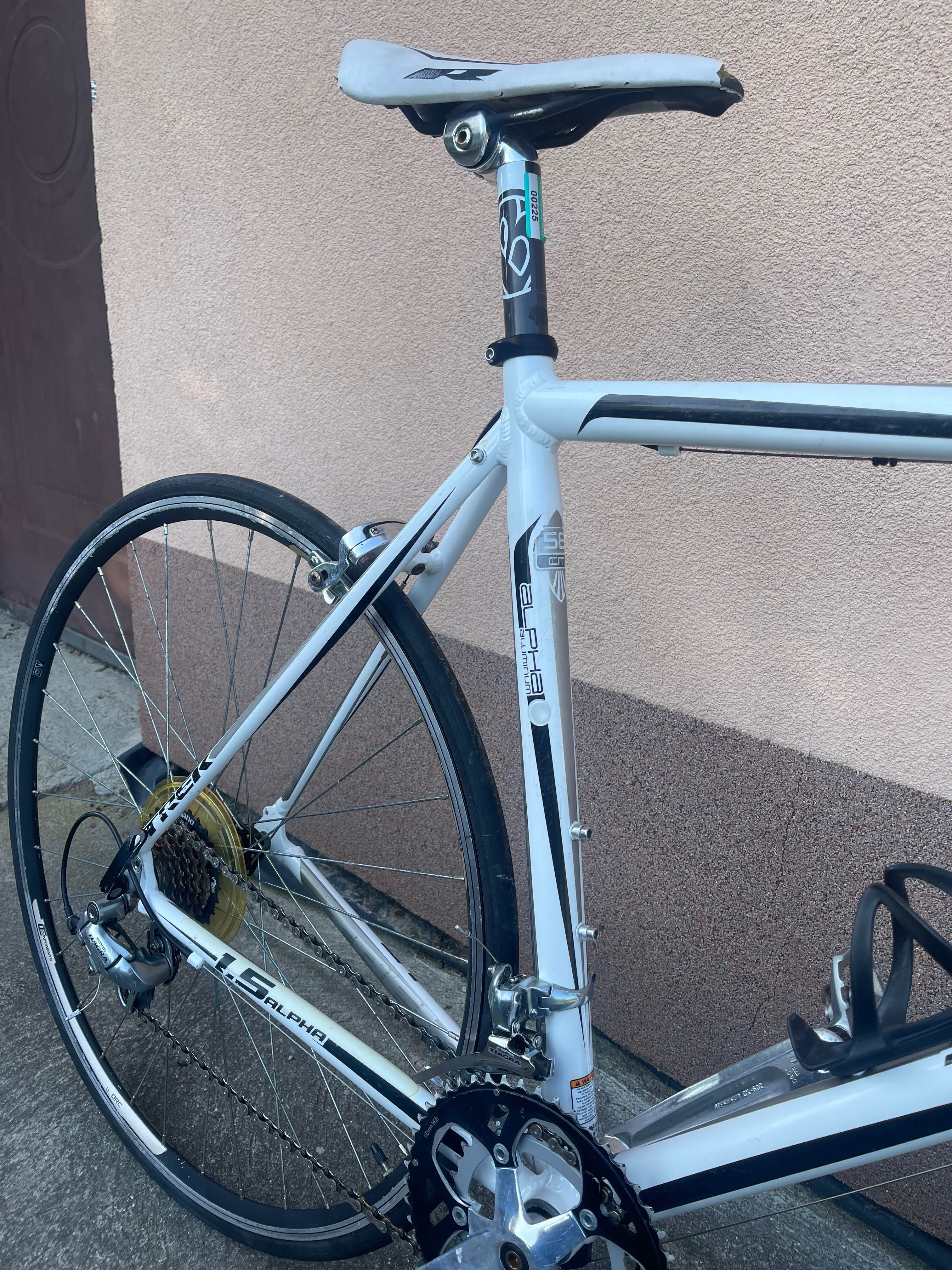 Rower szosowy Trek Alpha