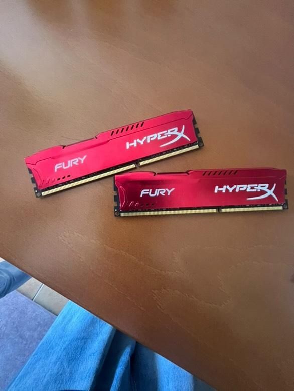 Memória RAM 16 GB HyperX Fury DDR3 (NOVAS)