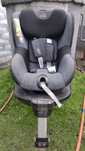 Fotelik samochodowy Britax Romer DualFix M-iSize. Obrotowy.