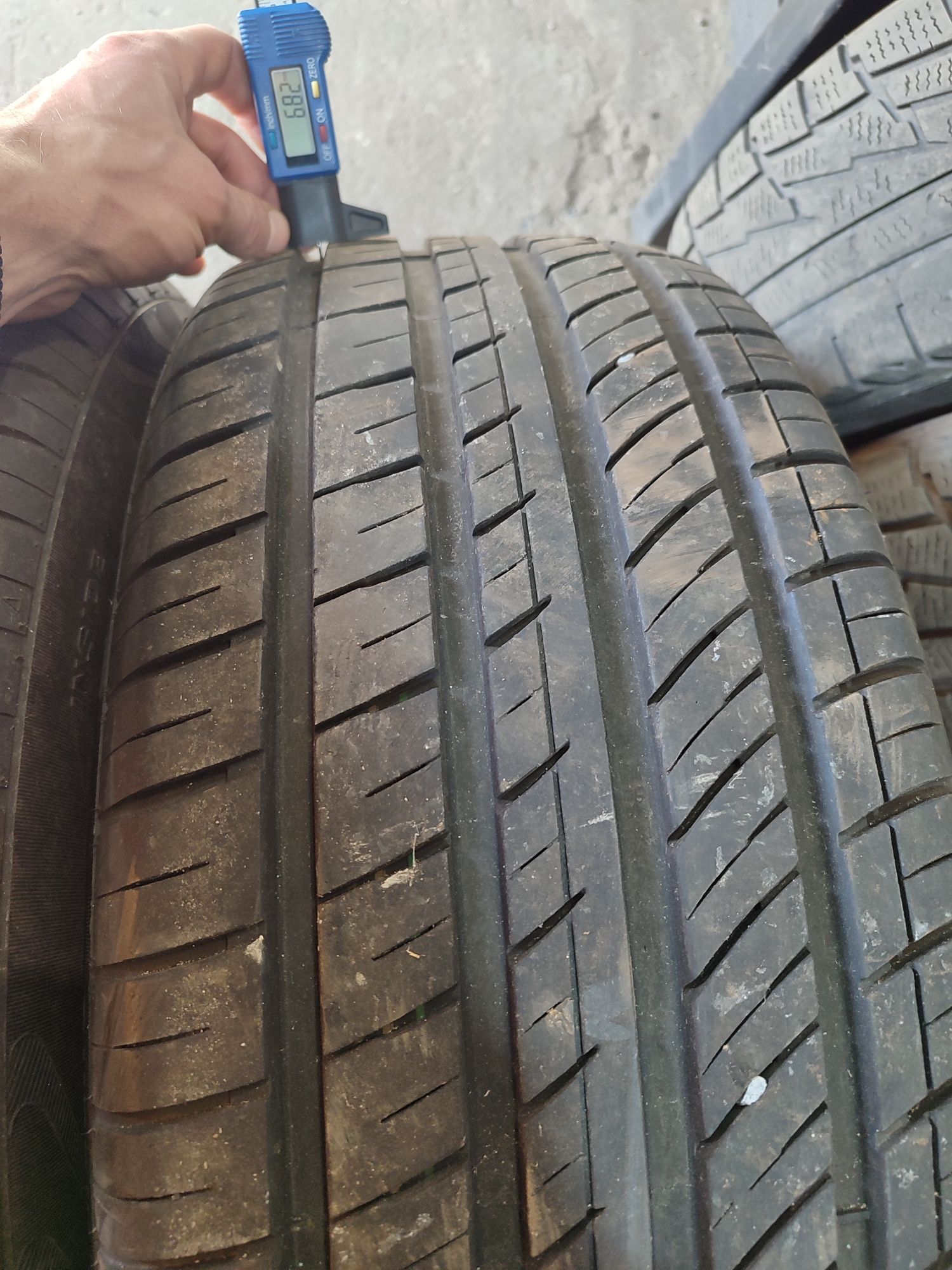 Резина літо 235.55.18 пара