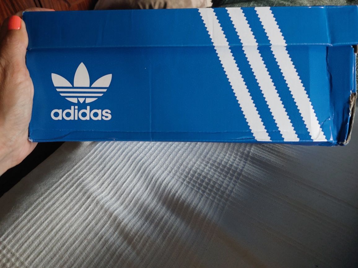 Tenis adidas court W. Novos. Não são imitação! 39 1/2