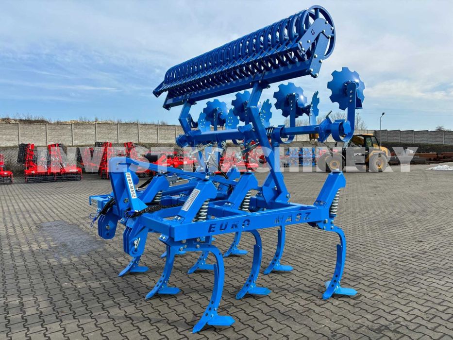 agregat bezorkowy/BEZORKOWIEC *agregat podorywkowy/ścierniskowy/gruber