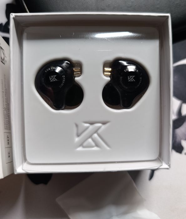 Наушники вакуумные вкладыши проводные Knowledge Zenith EDX Pro X Black