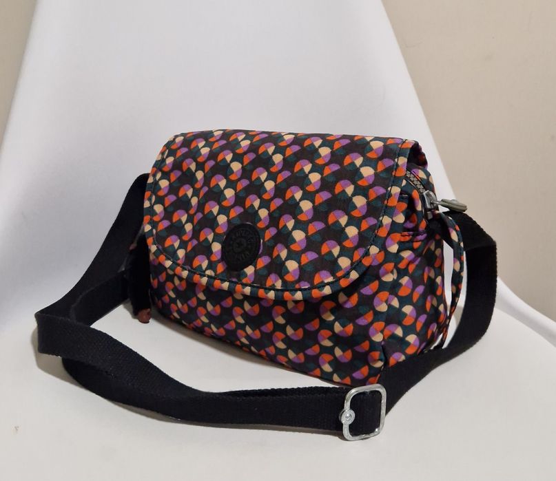 Сумка і жіноча через плече  Kipling