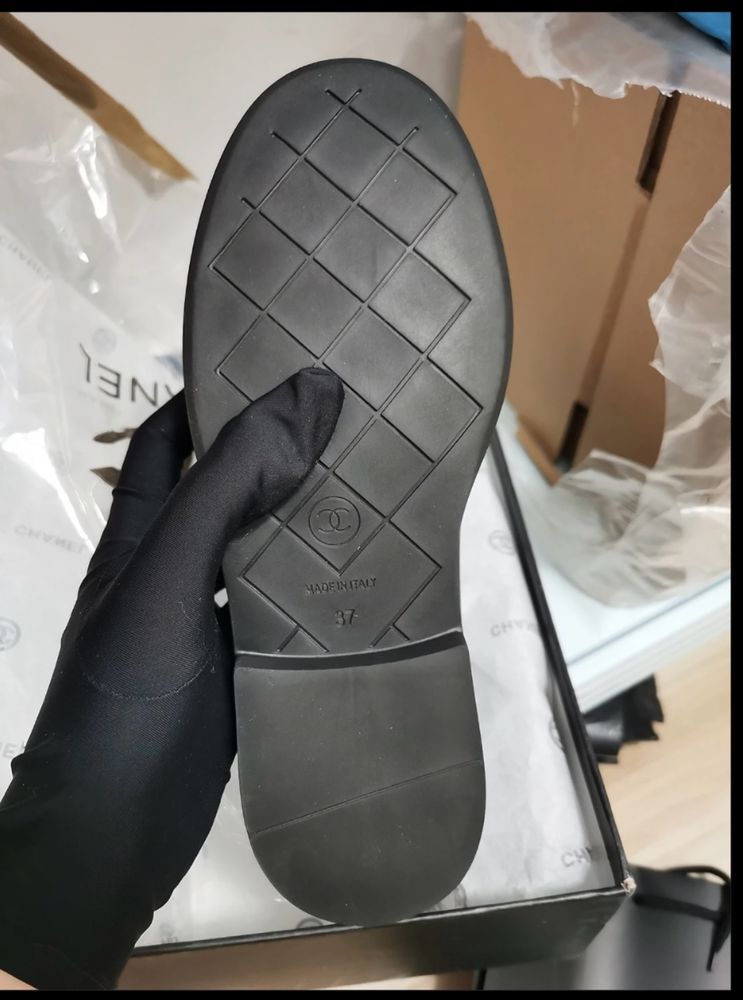 Мюлі тапки  Chanel шкіра шльопанци