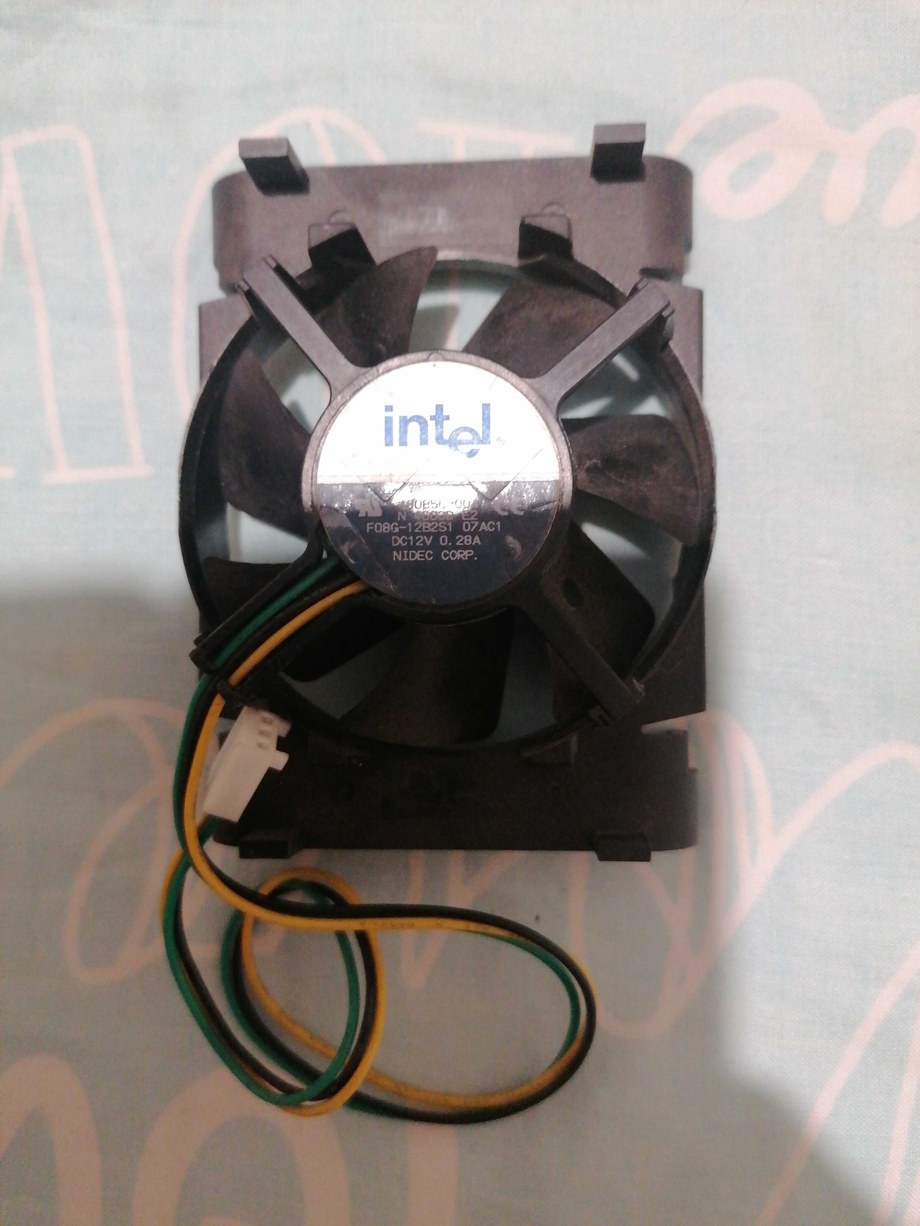Кулер Intel D34223-0011