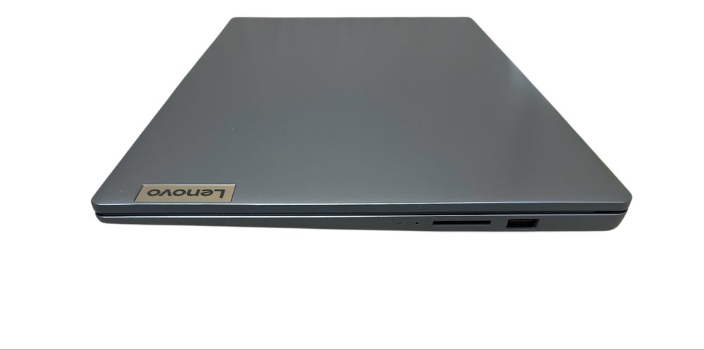 Lenovo Ideapad Ryzen 7520U 4ядра/8gb DDR5/256gb ssd/15’6 Full HD