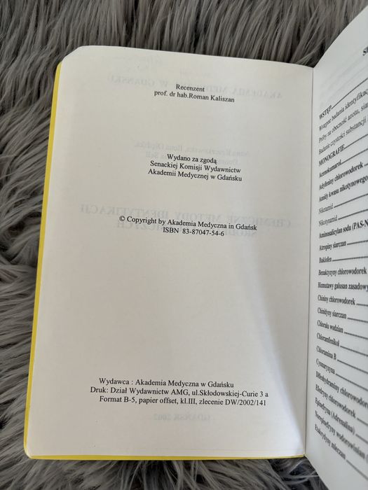 Książka „Chemiczne metody identyfikacji środków leczniczych”