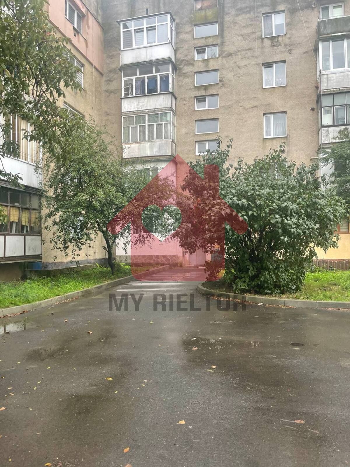 Продаж однокімнатної квартири с.Розівка