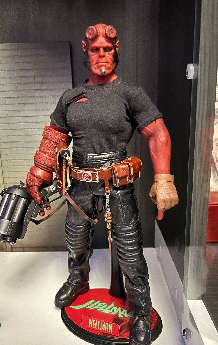 PRZECENA Figurka Hellboy/Hellman