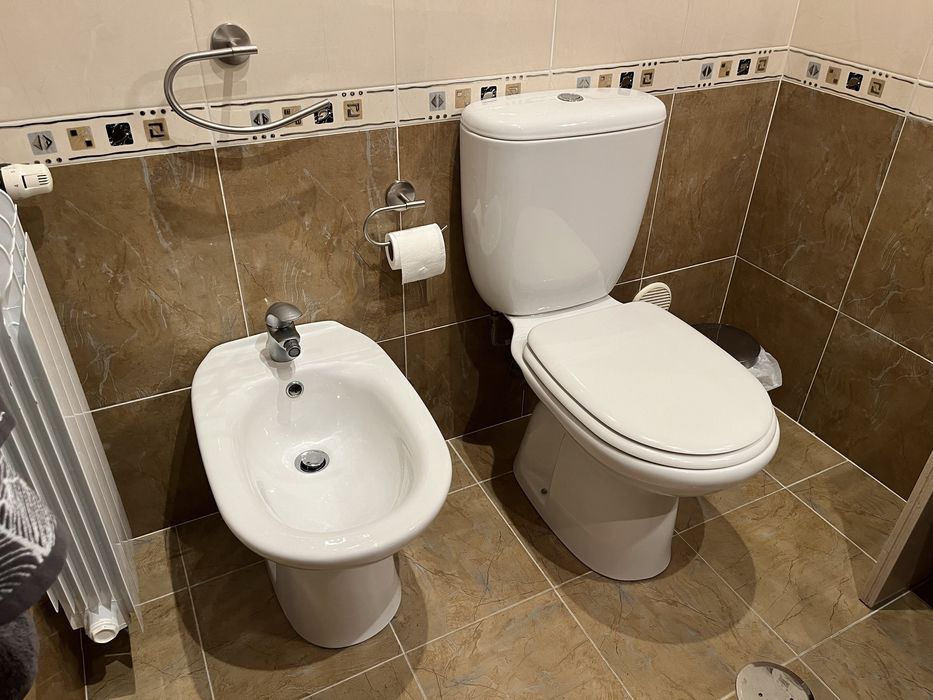 Duas sanitas + 2 bidés