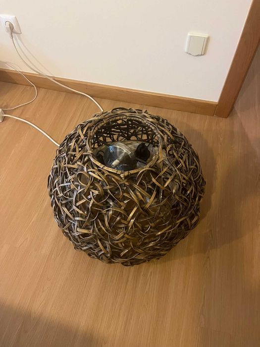 Candeeiro de teto em vime